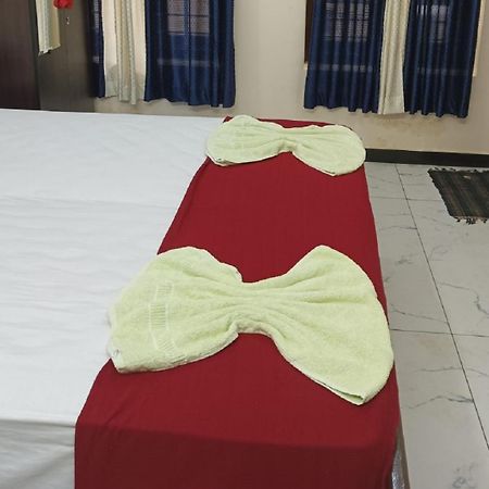 Sri Padmanabha Tourist Home Thiruvananthapuram Luaran gambar
