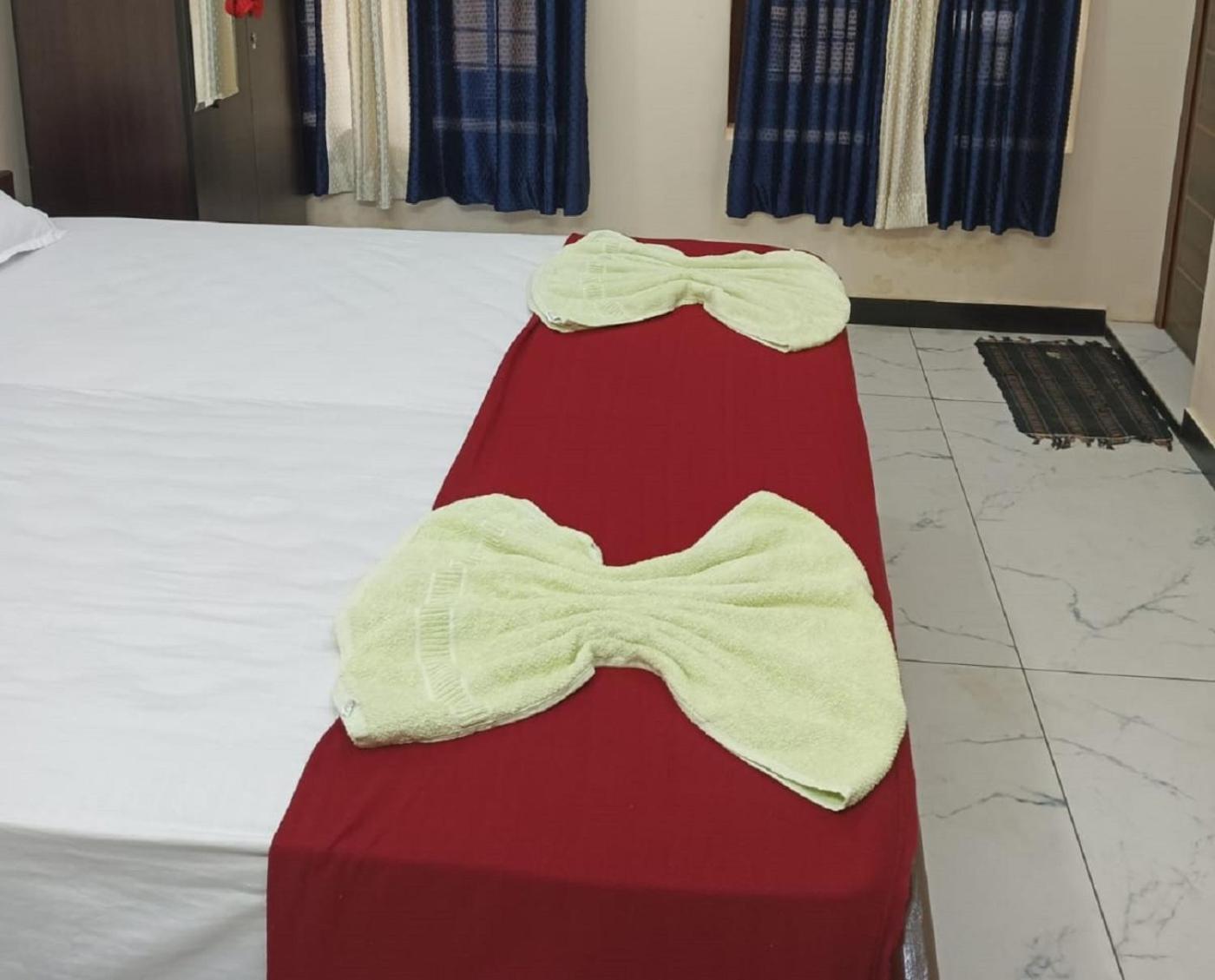 Sri Padmanabha Tourist Home Thiruvananthapuram Luaran gambar